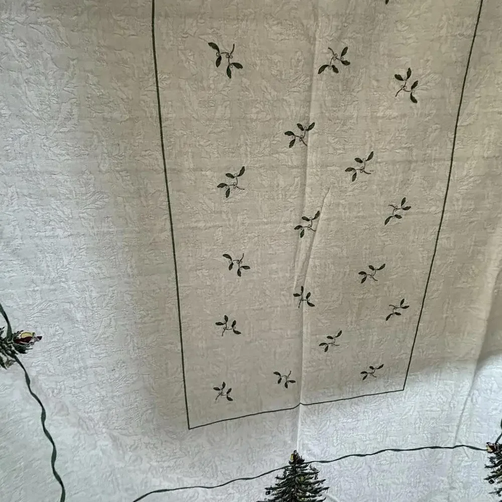 Spode Christmas Tree Tablecloth 114x56 Ivory Green Holiday Cotton Blend